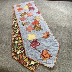 VTG Handmade Quilt Table Runner‎ Applique Autumn Fall Leaves Country Farmhouse